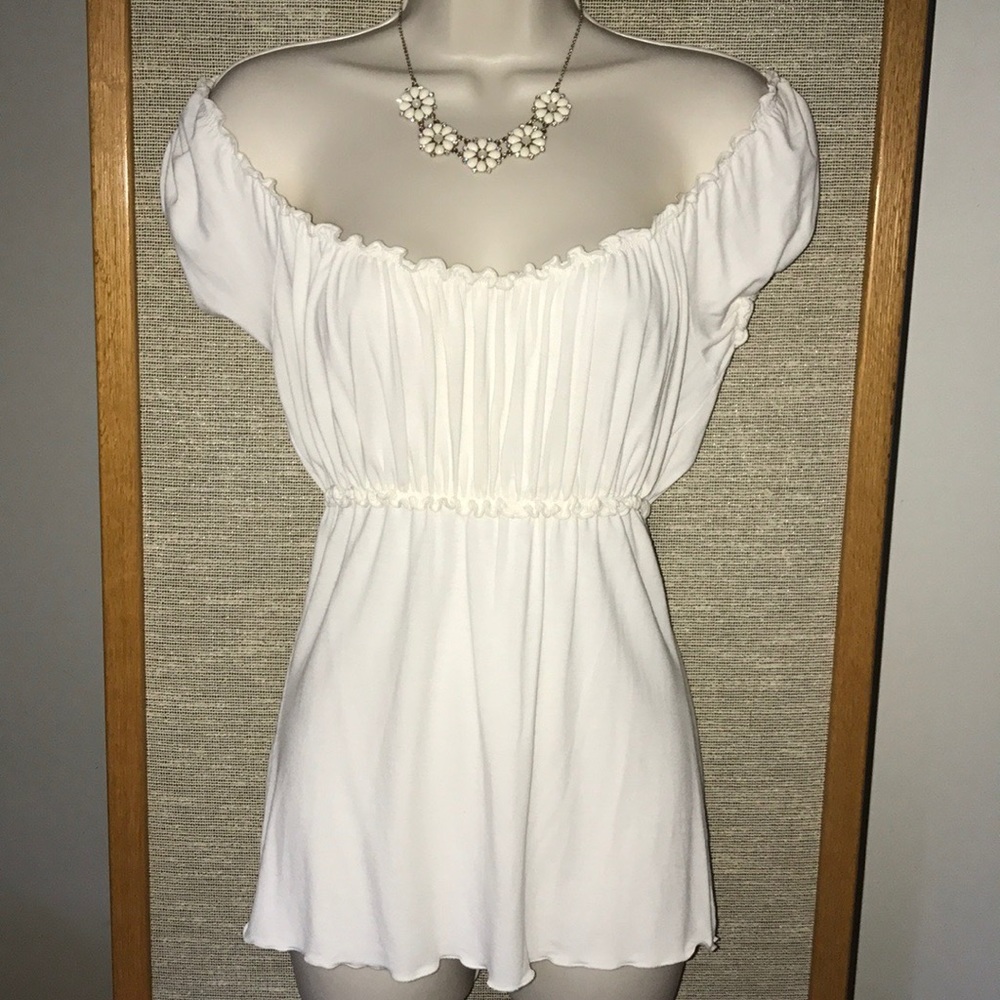 💜2/$14💜MAX STUDIO on/off shoulder peasant top - Picture 1 of 8
